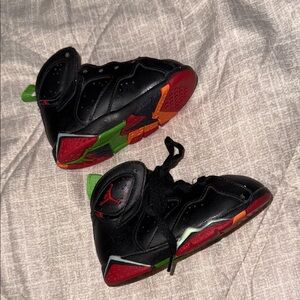 Toddler/ Baby Black & Red Nike Jordan 7 Retro Marvin the Martian Sneakers Sz 5C